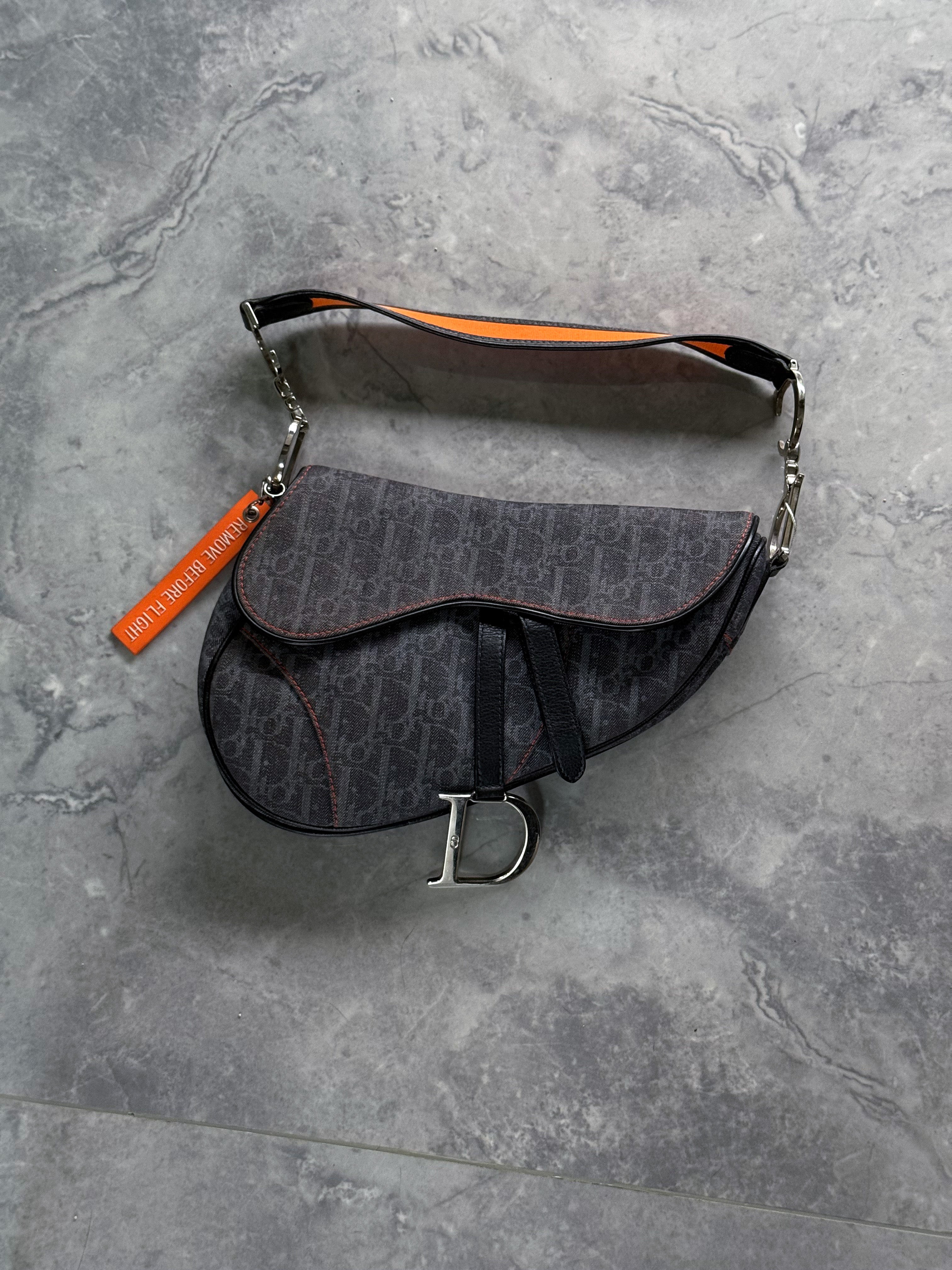 Christian Dior Authenticated Flight Saddle Bag
