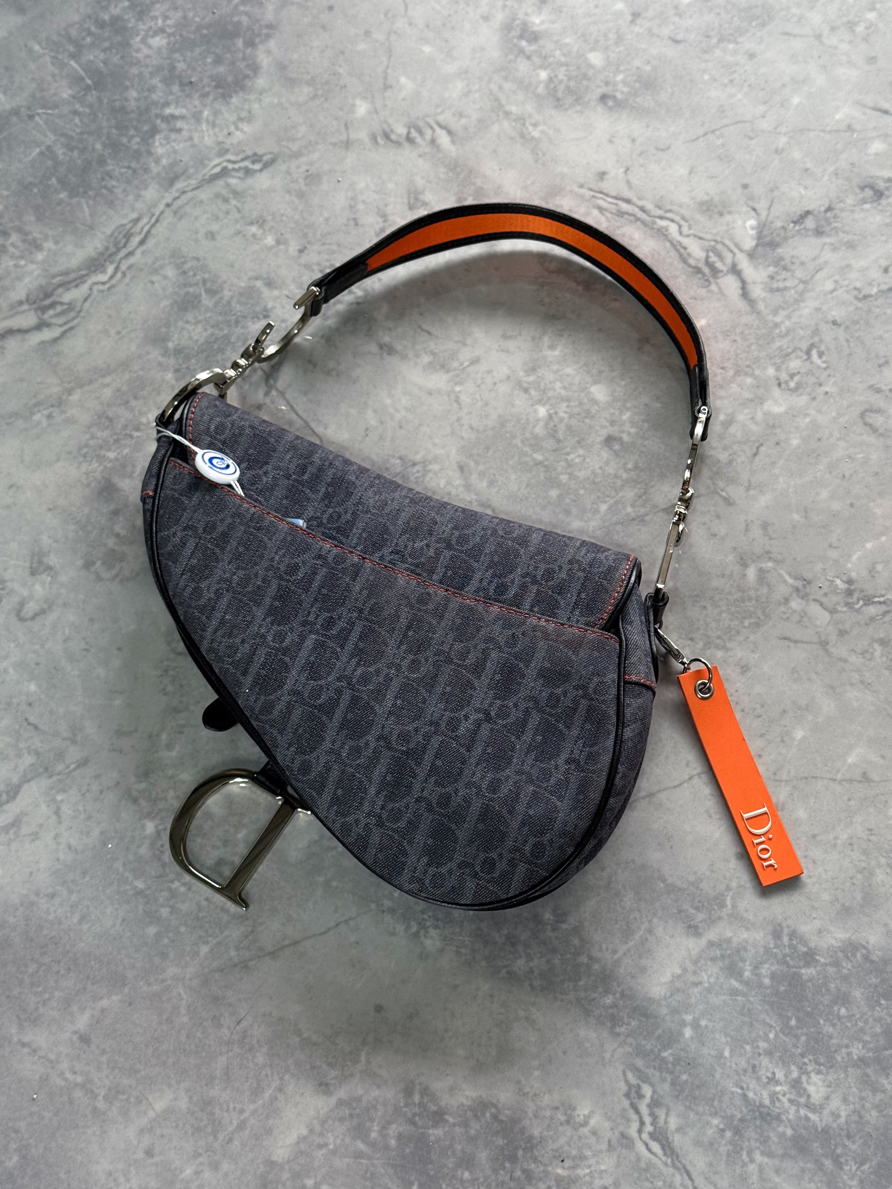 Christian Dior Authenticated Flight Saddle Bag