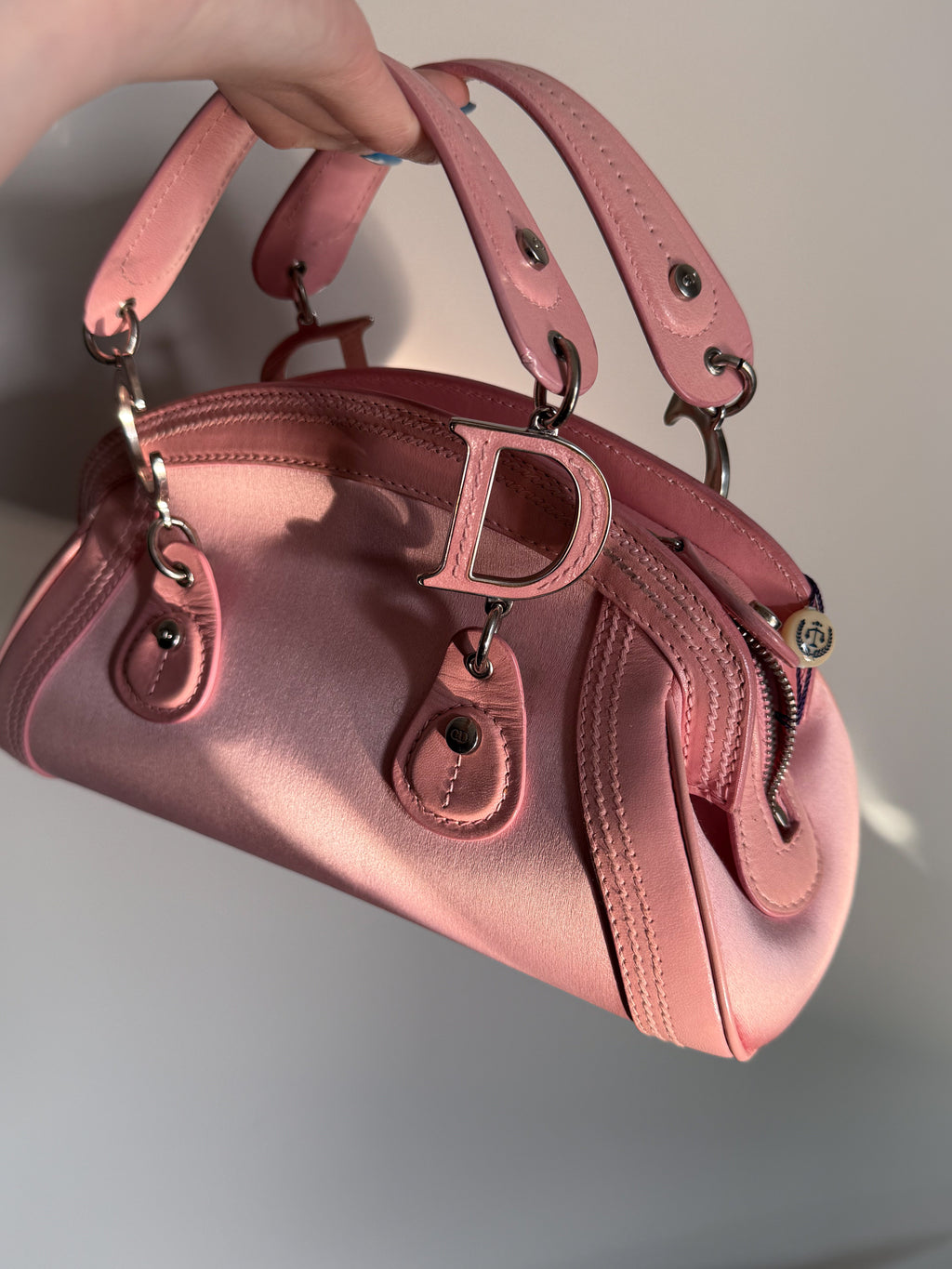 Dior Limited edition pink mother-of-pearl crystal floral Detective bag.