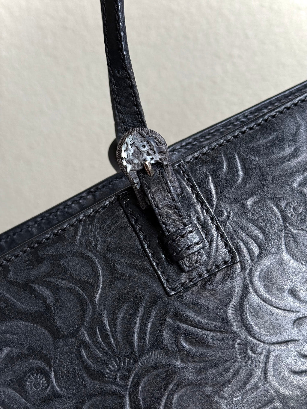 Fendi Vintage Floral Embossed Bag