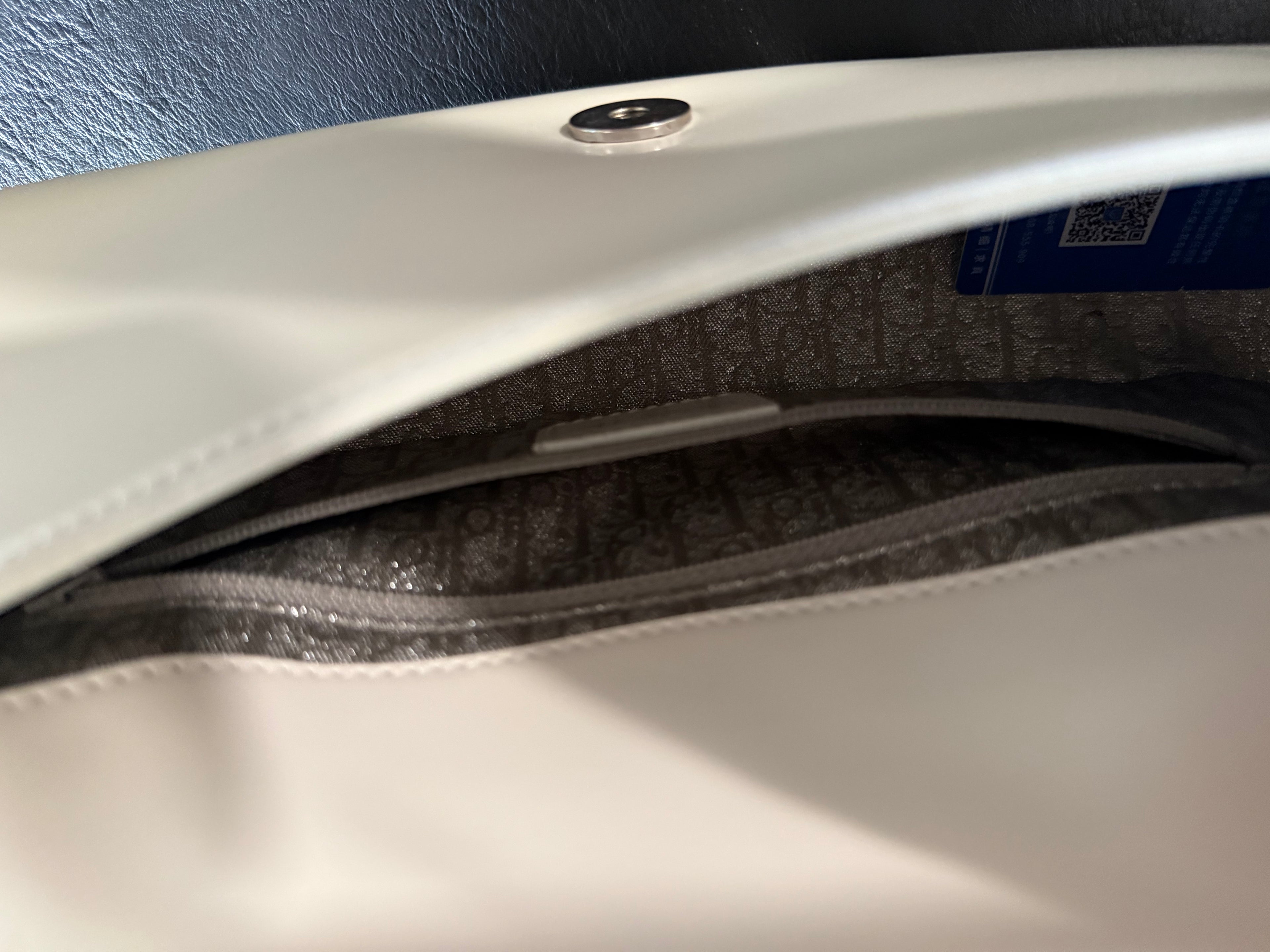 Dior Bondage shoulder bag in white leather