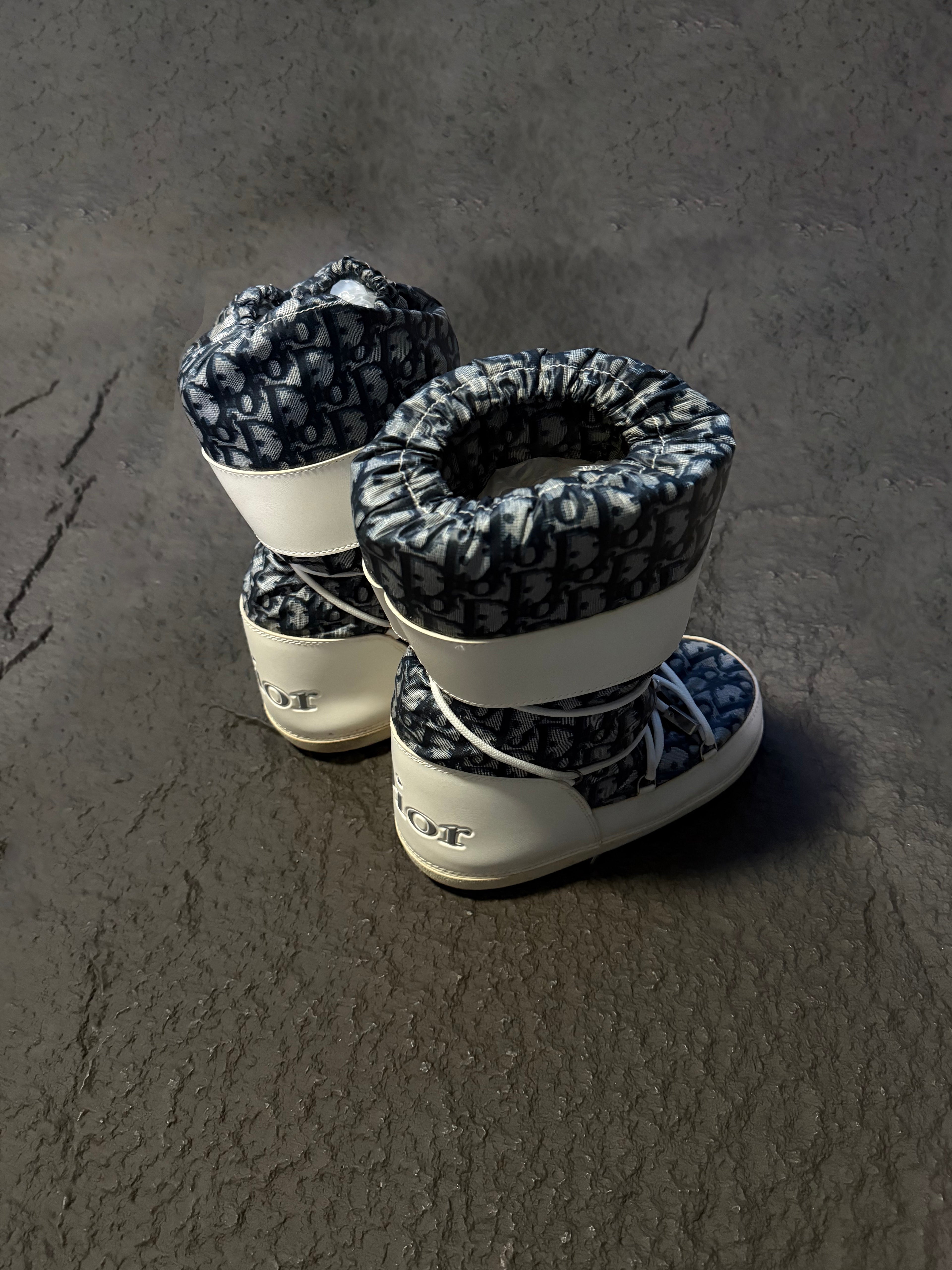 Christian Dior 2006 Galliano Blue/White Denim and Leather Moon Boots