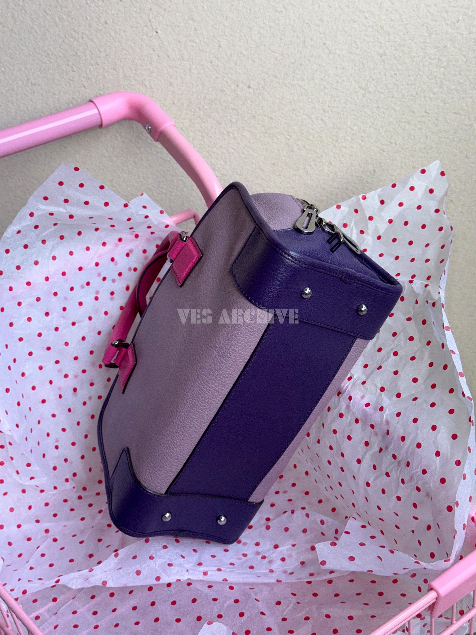 Loewe Amazona 28 in Pink-Lilac Leather