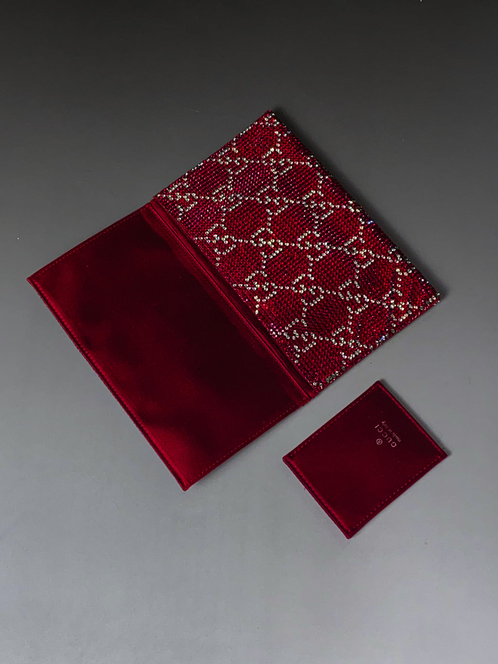 Gucci 1998 S/S by Tom Ford — an exceptional fully crystal-embellished evening clutch